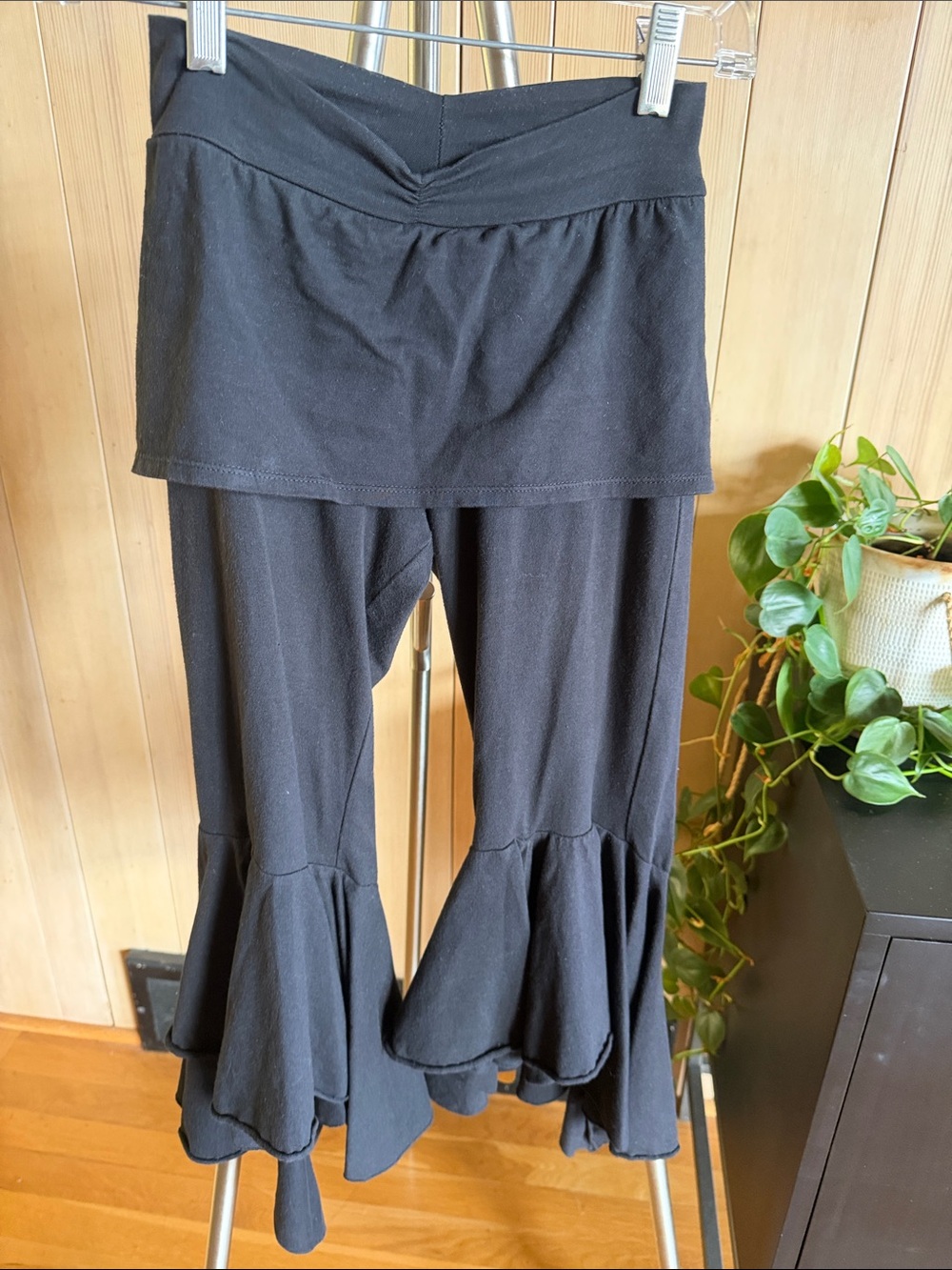 Black Flared Ruffle Festival Yoga Dance pants